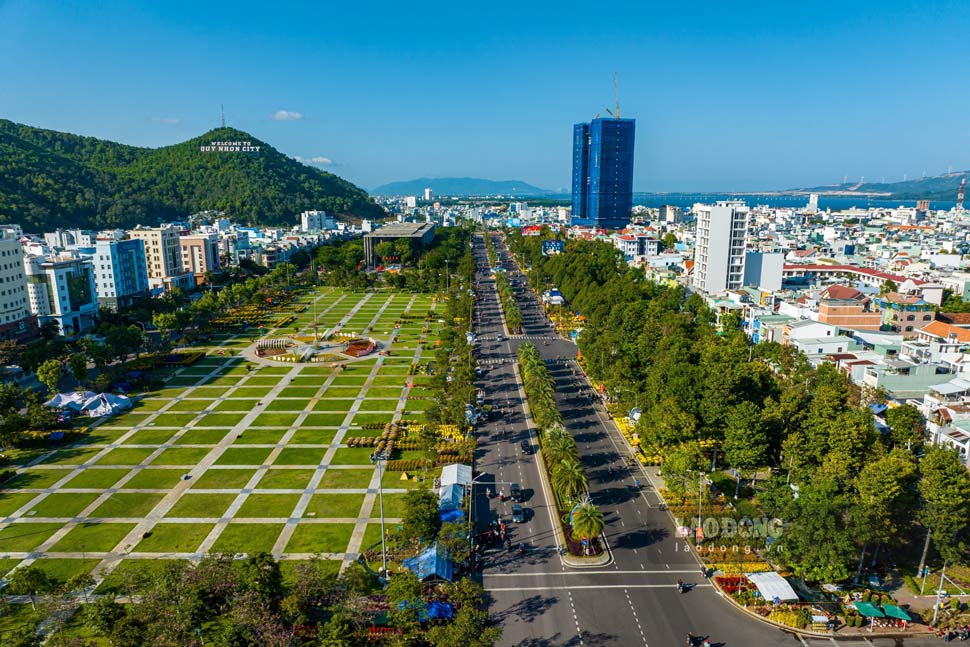 A corner of Quy Nhon City from above. Photo: Dung Nhan