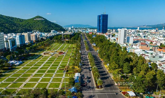 Một góc TP Quy Nhơn từ trên cao. Ảnh: Dũng Nhân