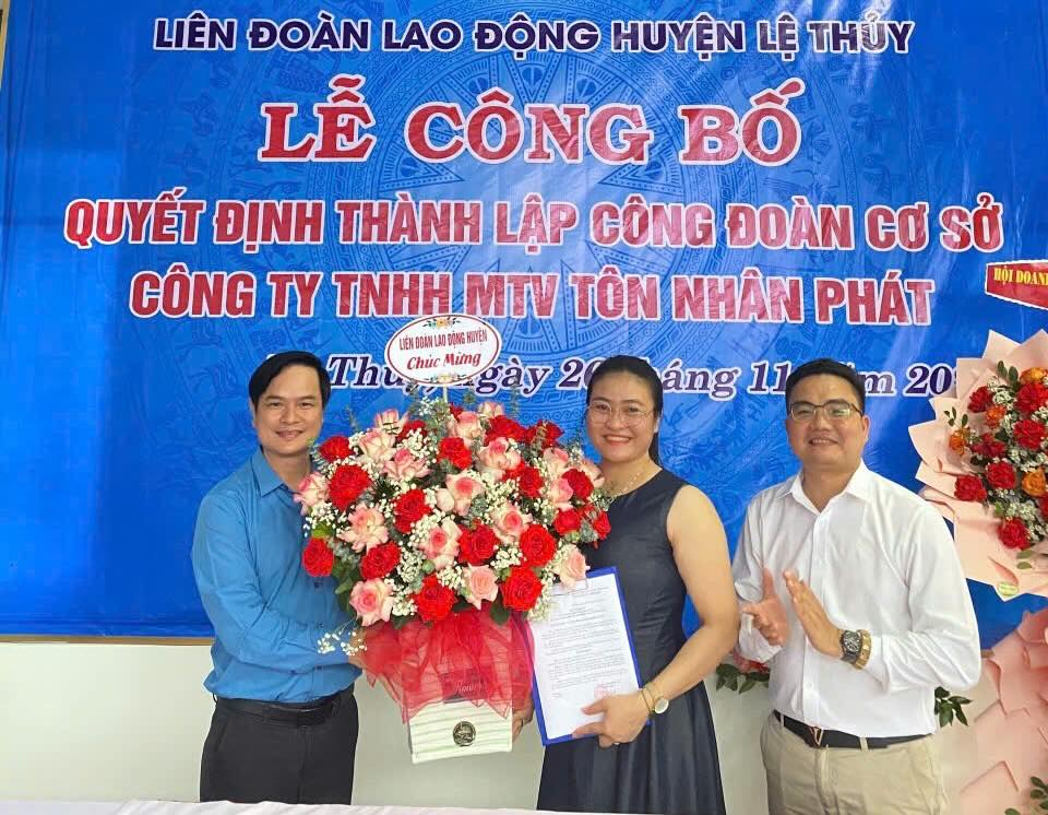 The grassroots trade union of Ton Nhan Phat Company Limited was established. Photo: Le Thuy Labor Federation