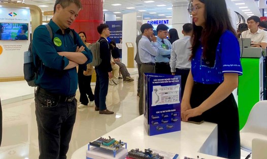 Việt Nam cần "chạy đua" với thời gian để đào tạo nguồn nhân lực chất lượng cao đáp ứng nhu cầu ngành công nghiệp bán dẫn trong nước và quốc tế. Ảnh: Tuyết Lan