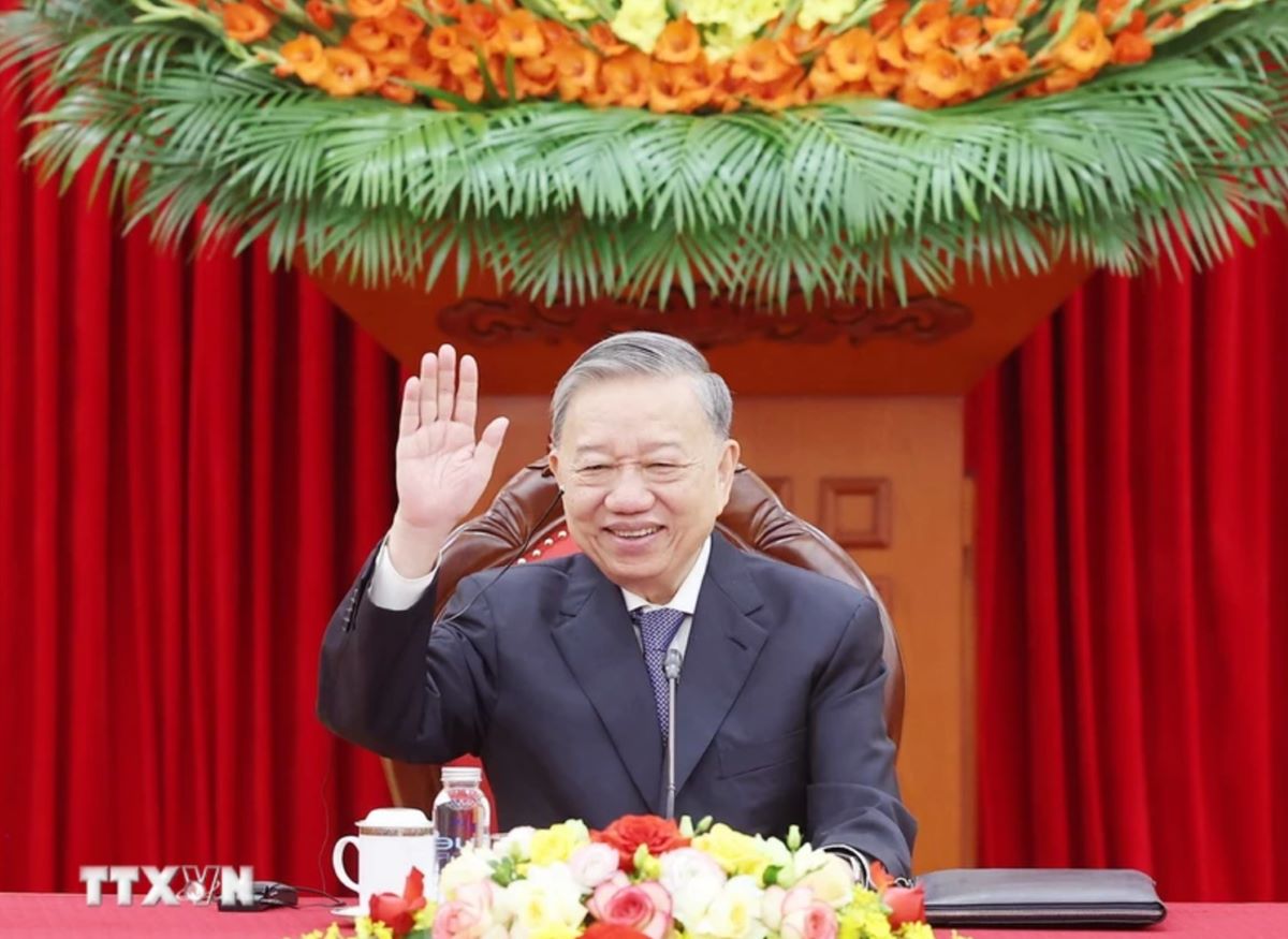 General Secretary To Lam had a phone call with Lao General Secretary and President Thongloun Sisoulith. Photo: VNA