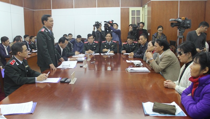 Leaders of the Government Inspectorate received citizens to handle the case in early 2016. Photo: Government Inspectorate