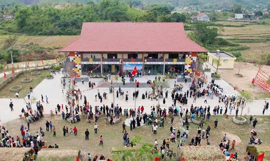 Toàn cảnh Làng Văn hóa - Du lịch dân tộc Sán Dìu thôn Voòng Tre, xã Bình Dân, huyện Vân Đồn, tỉnh Quảng Ninh. Ảnh: Cổng TTĐT Vân Đồn