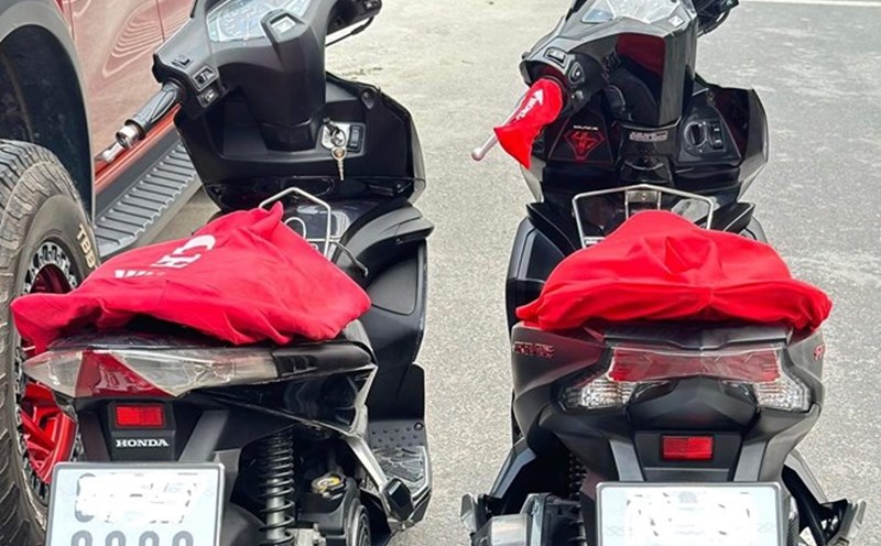 Vehicles with four-digit license plates will still be allowed to participate in traffic. Photo: Tien Thanh