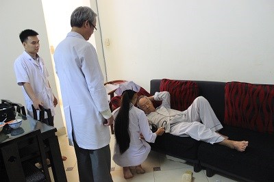 From July 1, 2025, will home medical examination and treatment be covered by health insurance? Photo: Khuong Quynh