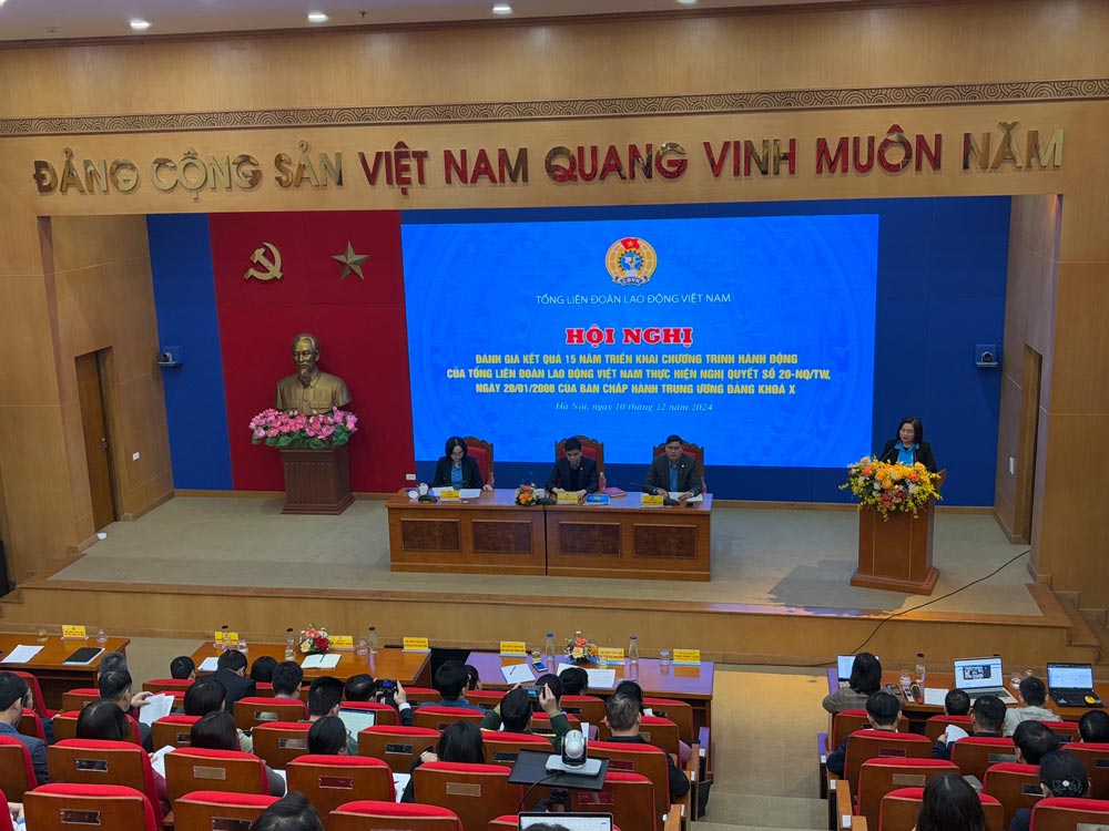 Delegates attending the conference at the Vietnam General Confederation of Labor. Photo: Bao Han