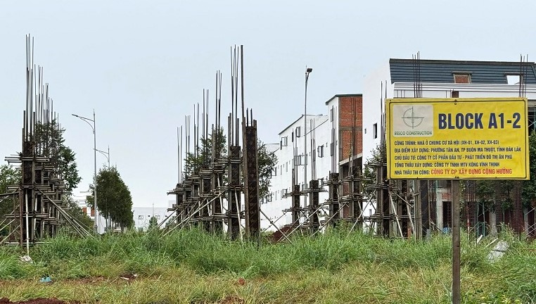 A social housing project under construction in Dak Lak province. Photo: Bao Trung