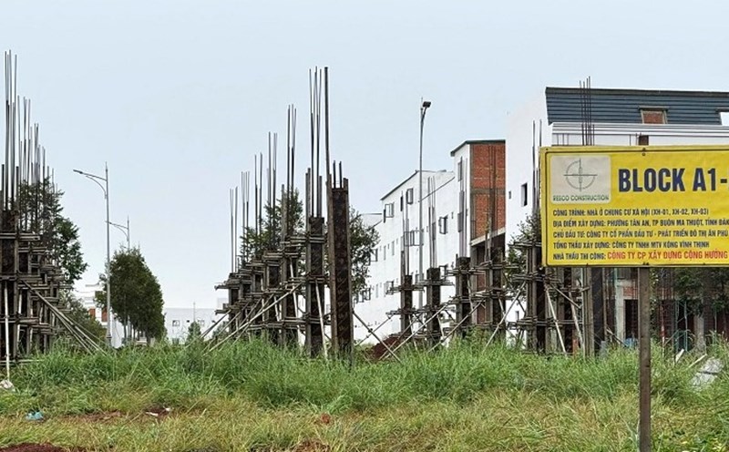 A social housing project under construction in Dak Lak province. Photo: Bao Trung
