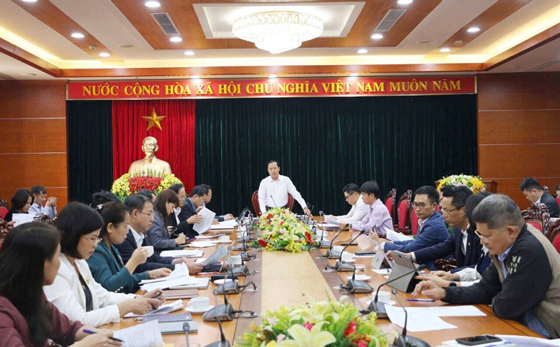 The conference agreed on a plan to reorganize and streamline the apparatus of specialized agencies under the People's Committee of Hoa Binh province. Photo: Le Hue
