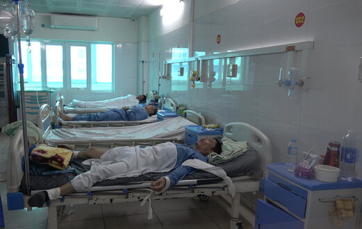 Warning of gastrointestinal bleeding, a sign of cancer risk