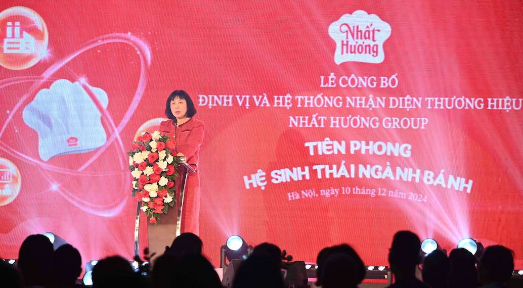 Ba Vu Thi Hoai Son - CEO cua Nhat Huong Group chia se tai su kien. Anh: Nhat Huong Group