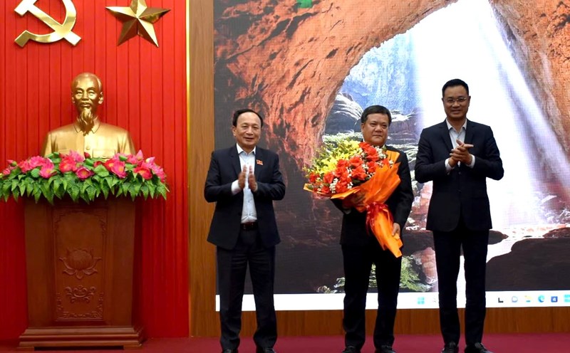 Mr. Tran Phong was elected to hold the position of Deputy Secretary of the Quang Binh Provincial Party Committee. Photo: V. Huyen