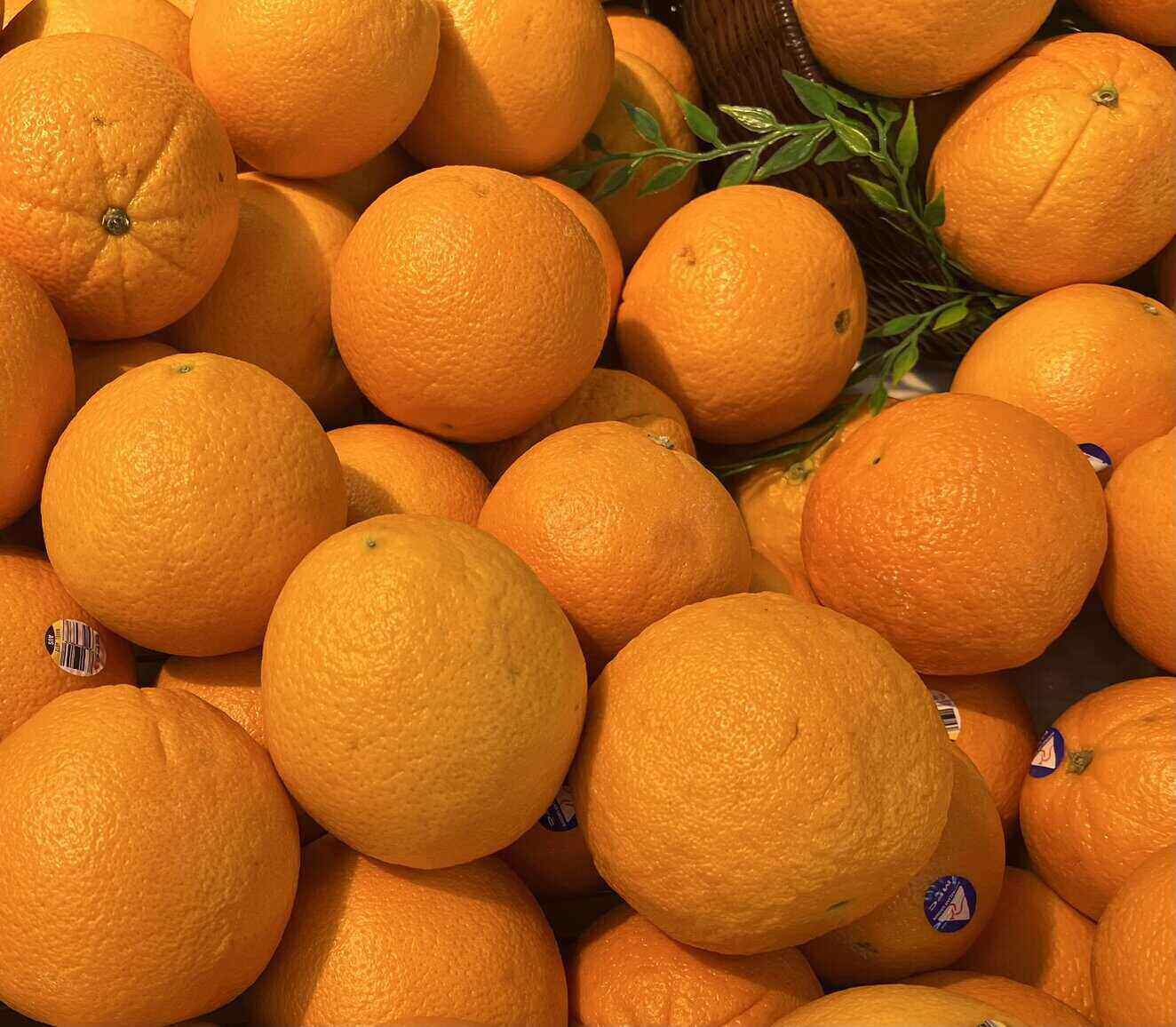 Eat oranges at the right time to reduce belly fat. Photo: Kieu Vu
