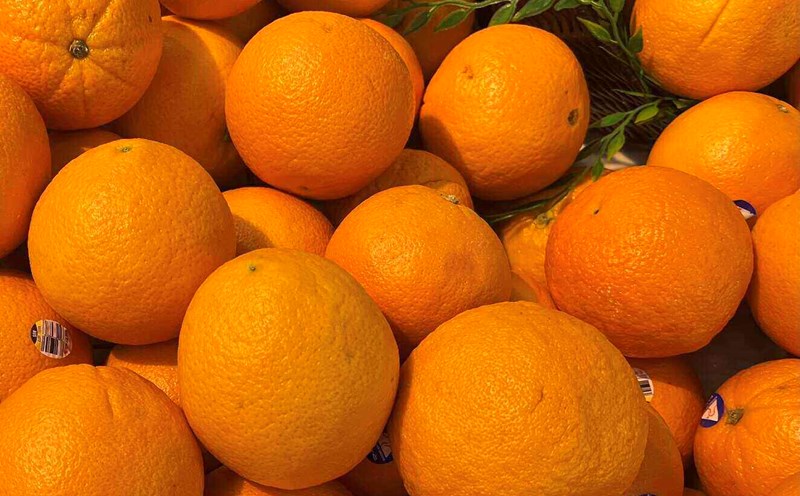 Eat oranges at the right time to reduce belly fat. Photo: Kieu Vu