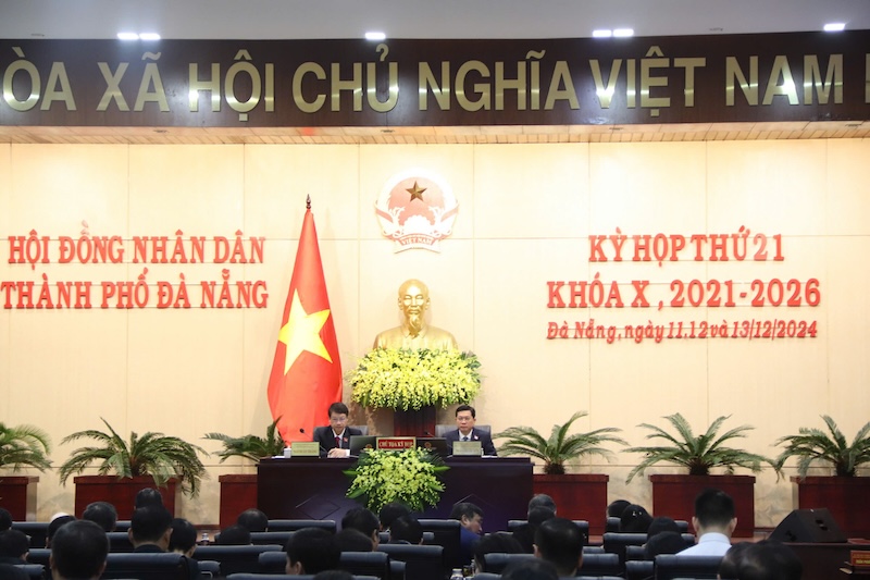 The 21st session of the Da Nang City People's Council, term 2021-2026. Photo: Nguyen Linh