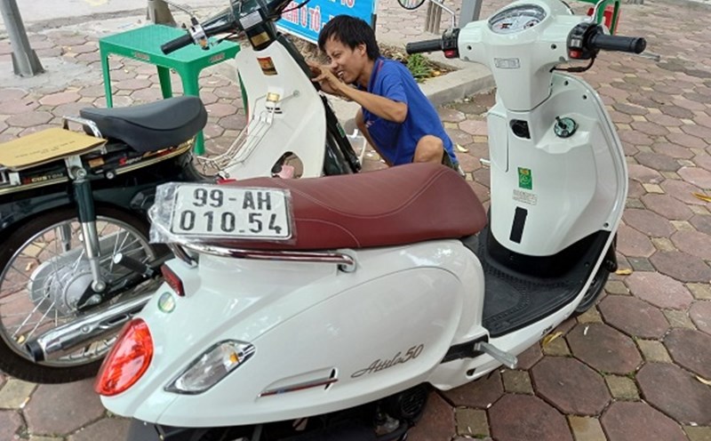 Provincial license plates still consist of 2 digits. Photo: Xuyen Dong