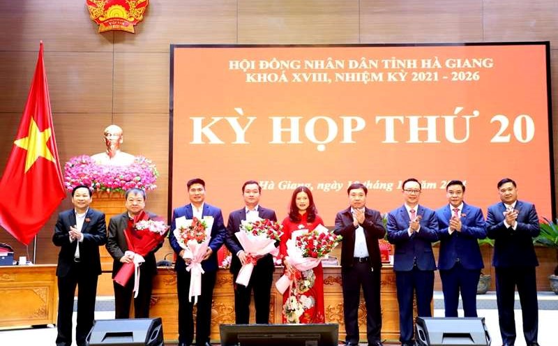 Ms. Vuong Ngoc Ha was elected Vice Chairman of the People's Committee of Ha Giang province. Photo: hagiang.gov.vn