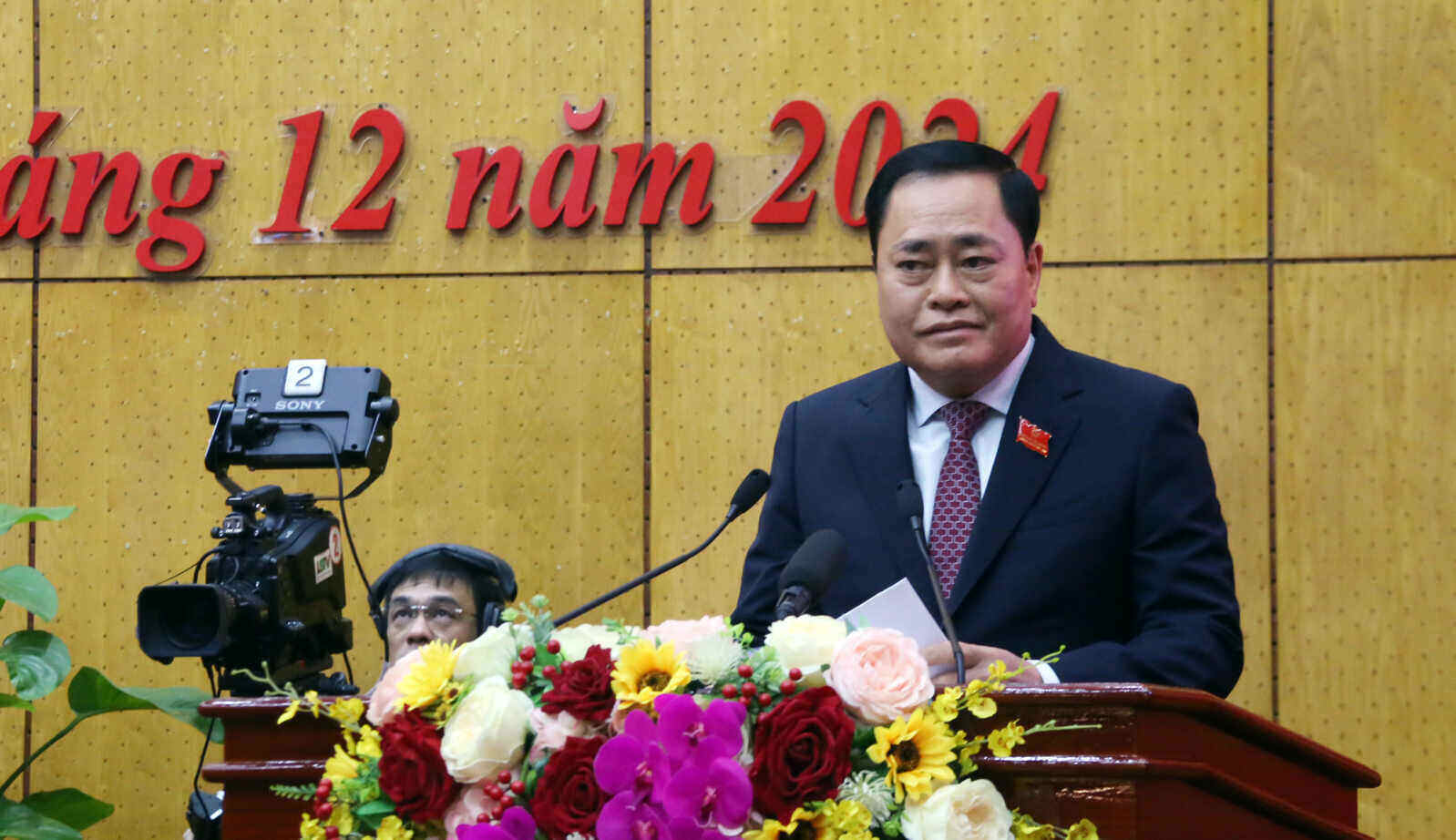 Chairman of Lang Son Provincial People's Committee Ho Tien Thieu accepted responsibility as the head for the delay in issuing legal documents guiding the implementation of the 2024 Land Law. Photo: Thanh Binh