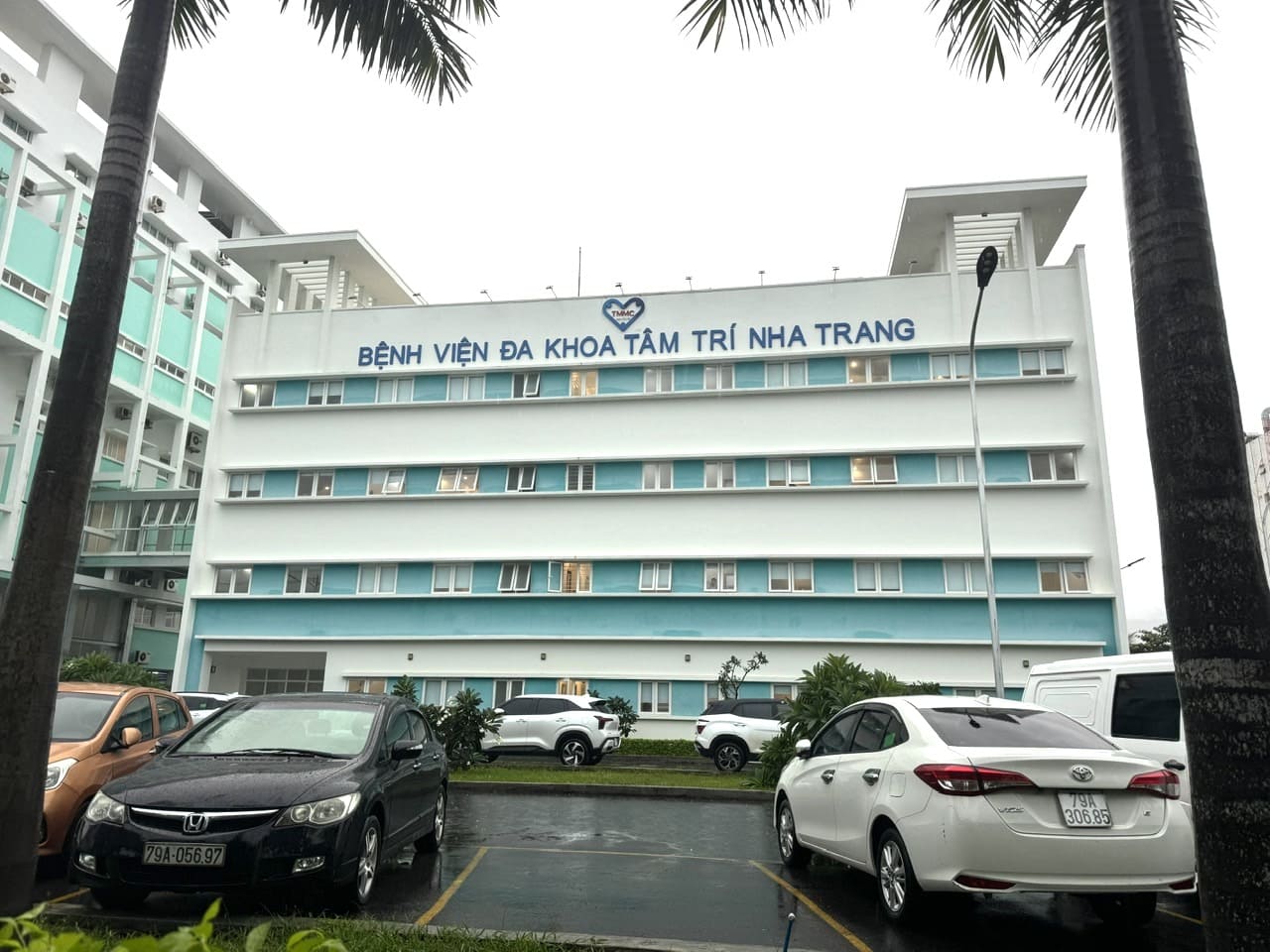 Tam Tri General Hospital in Nha Trang has just been administratively fined for tax-related violations. Photo: Huu Long