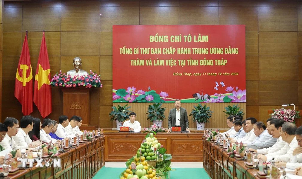 Toan canh buoi lam viec. Anh: TTXVN