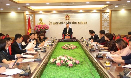 Ông Đặng Ngọc Hậu, Phó Chủ tịch UBND tỉnh Sơn La đã chủ trì cuộc họp thống nhất phương án sắp xếp tổ chức bộ máy của Sở Tài Chính và Sở KHĐT. Ảnh: Thanh Đào