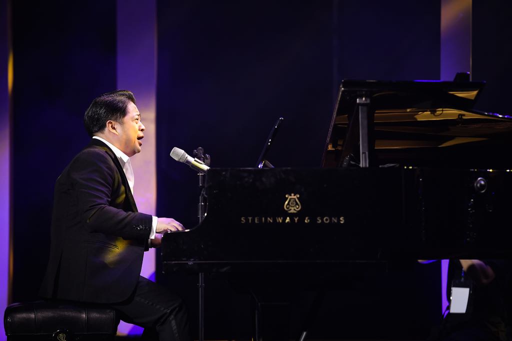 Singer Dao Nguyen Vu will record an album of songs by musician Duy Thai. Photo: Interviewee