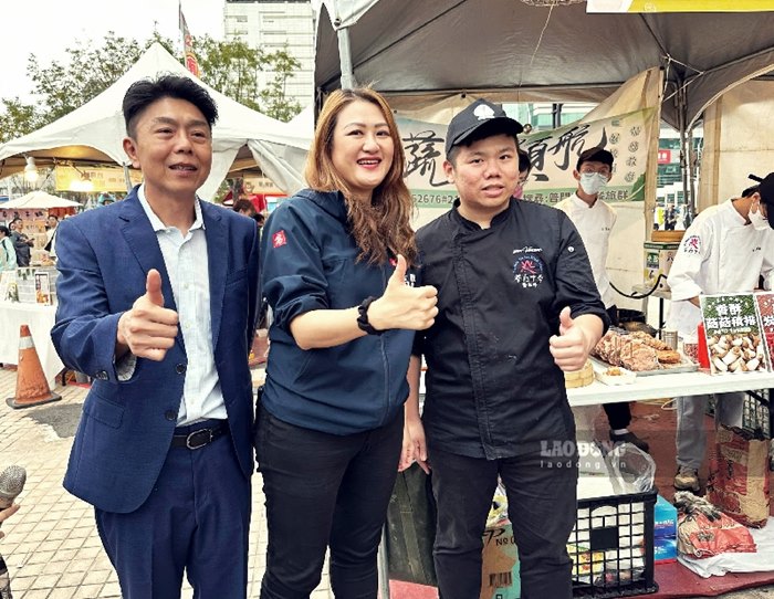Chia sẻ ở Lễ hội Gà rán 2024, bà Cao Mẫn Lâm, Cục trưởng Cục Du lịch TP Cao Hùng cho biết, đây là sự kiện tổ chức thường niên tại địa phương, thu hút rất đông người dân và du khách trong những năm gần đây. Mỗi năm, lễ hội hấp dẫn khoảng 120.000 lượt khách tham quan, bao gồm người dân địa phương và cả khách nước ngoài.