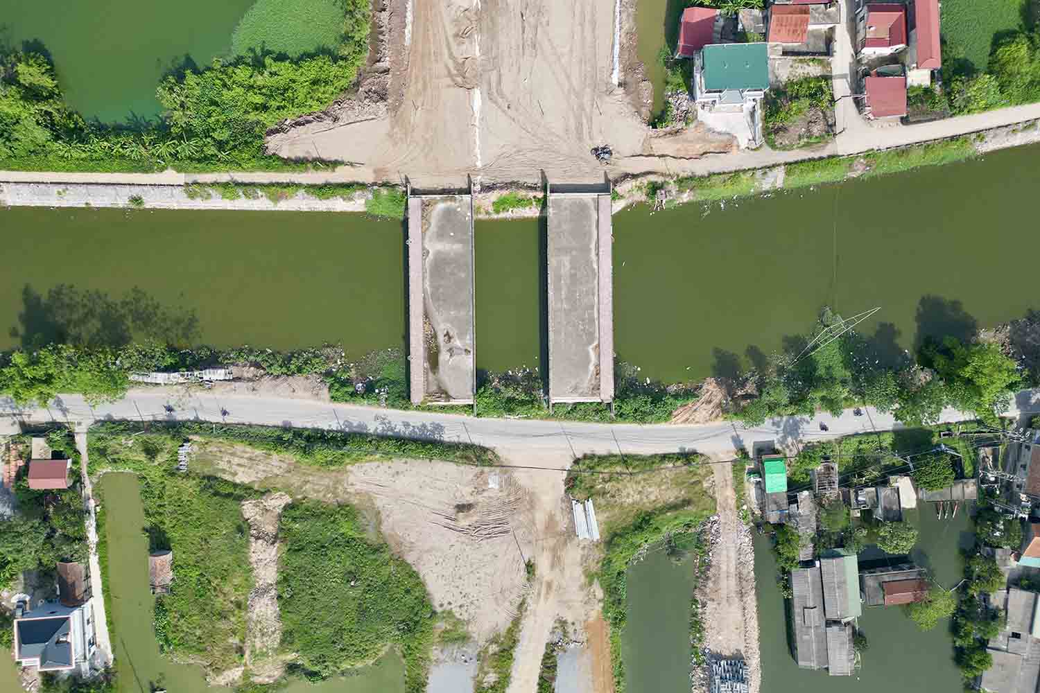 Du kien trong quy I/2025, toan bo cac phan viec thi cong, xay lap o day se hoan thanh de dam bao thong xe, ket noi du an voi Tinh lo 429. Anh: Huu Chanh