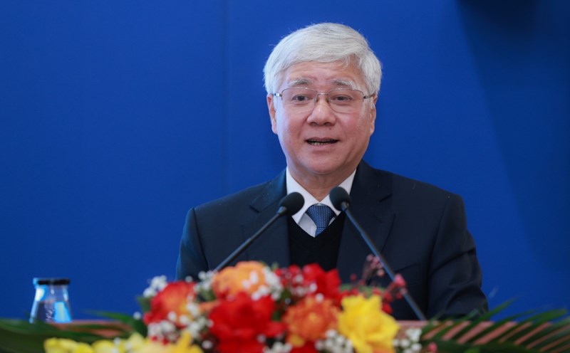 Mr. Do Van Chien, Politburo member, Secretary of the Party Central Committee, Chairman of the Central Committee of the Vietnam Fatherland Front, emphasized that at this time, trade unions at all levels must actively and proactively participate in the revolution of streamlining the apparatus. Photo: Hai Nguyen