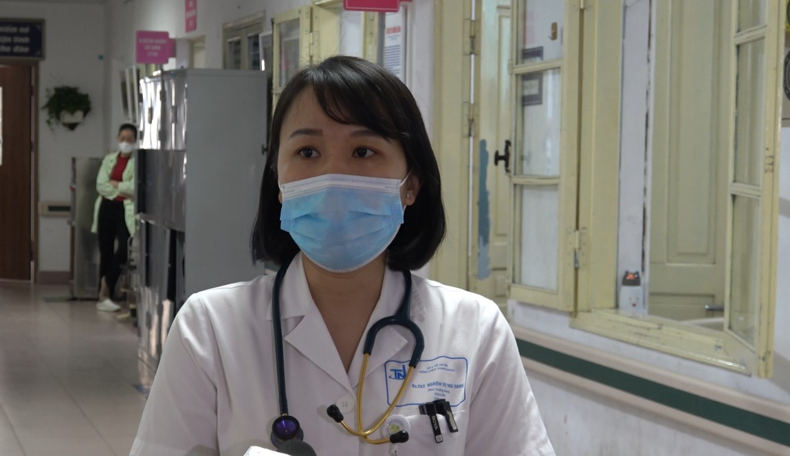 BSCKII Nghiem Thi Mai Sang, Truong khoa Nhi, Benh vien Thanh Nhan. Anh: Cao Thom 