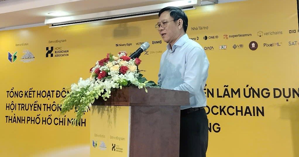 Mr. Nguyen Ngoc Hoi, Deputy Director of the Department of Information and Communications of Ho Chi Minh City, gave a speech at the event. Photo: Nguyen Dang