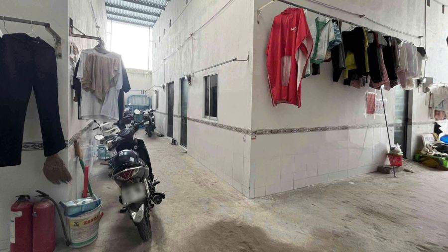 Housing costs are always a major living burden for workers. Photo: Bich Ngoc