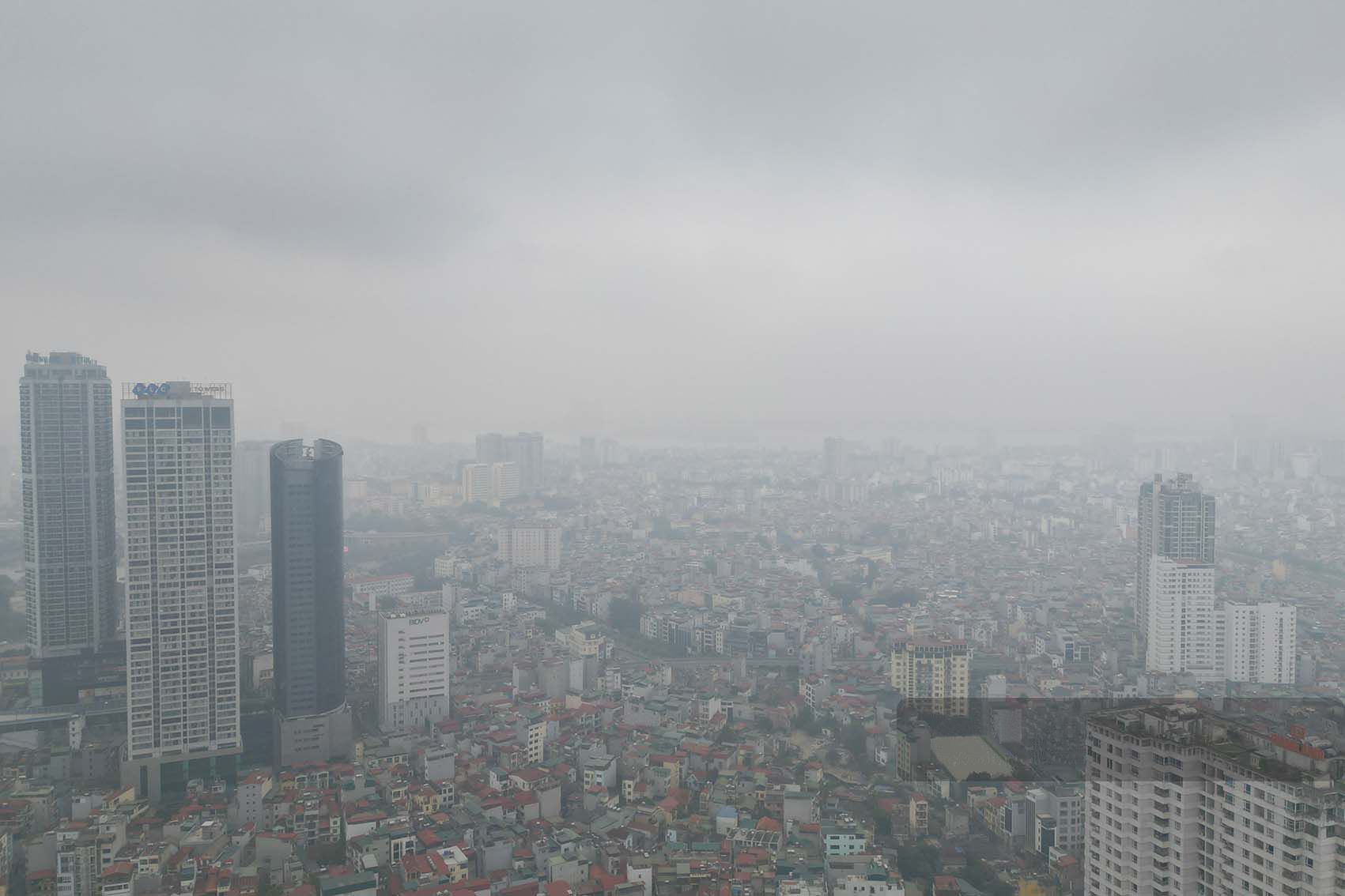 Air pollution is particularly serious in large cities such as Hanoi and Ho Chi Minh City. Photo: Ngoc Thuy