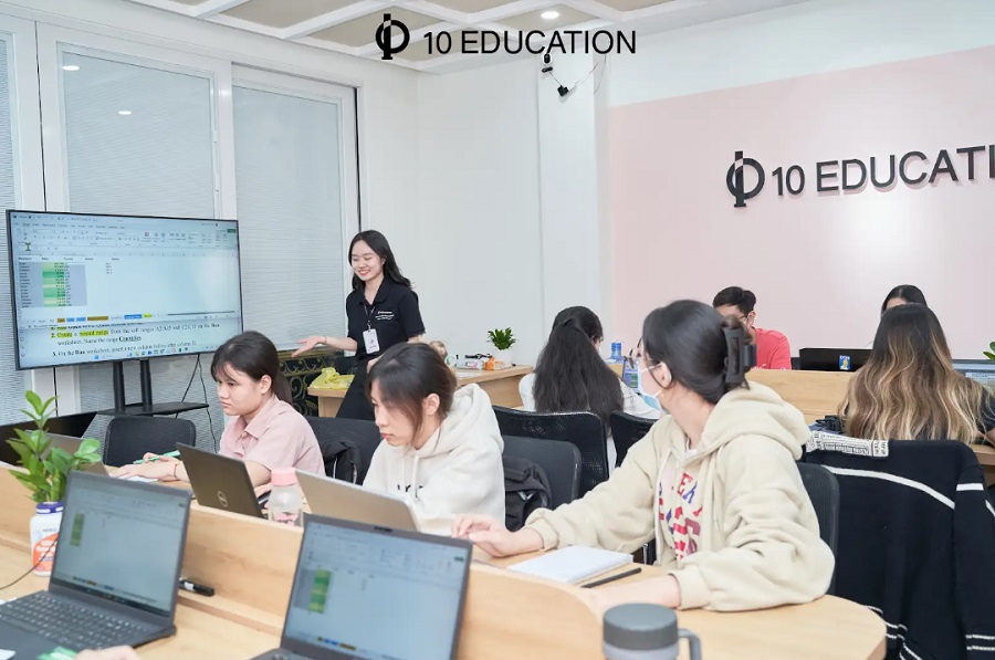 Lop hoc hien dai va chuyen nghiep tai 10 Education.