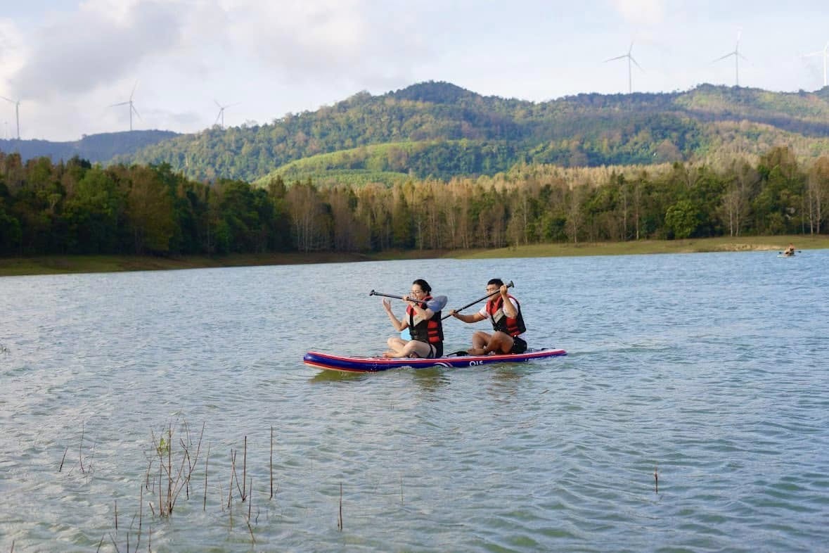 Hien tai o Khe Sanh chua co qua nhieu tour du lich, du khach den day nen tim hieu ky don vi lu hanh va trang bi cho minh cac ky nang can thiet de thoai mai vui choi.