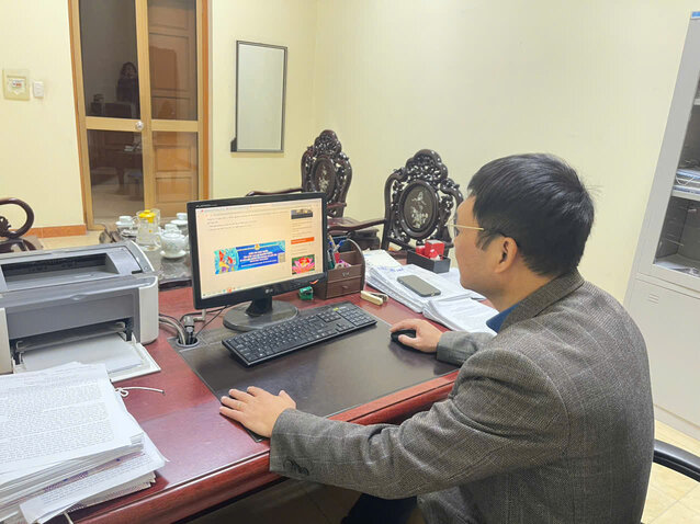 The contest is organized in the form of an online multiple choice test. Photo: Mai Huong