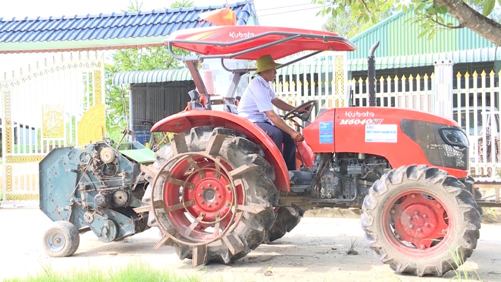 Anh Minh da ung dung cong nghe vao san xuat nong nghiep mang lai hieu qua cao. Anh: Xuan Nhi