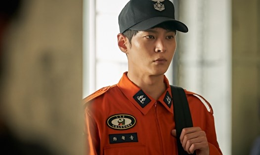 Joo Won trong một cảnh phim  “Firefighters”. Ảnh: Nhà sản xuất