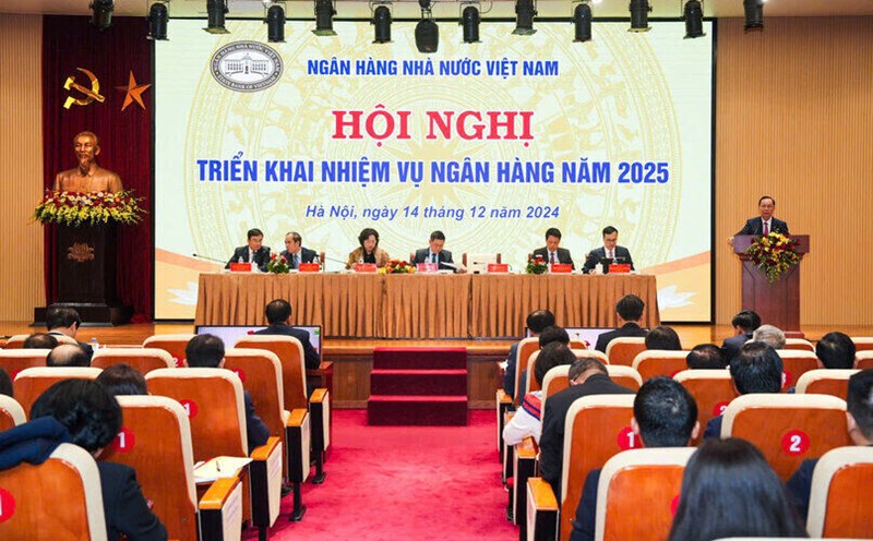Credit growth of 12.5% in 2024, prioritizing production and business sectors. Photo: P. Linh