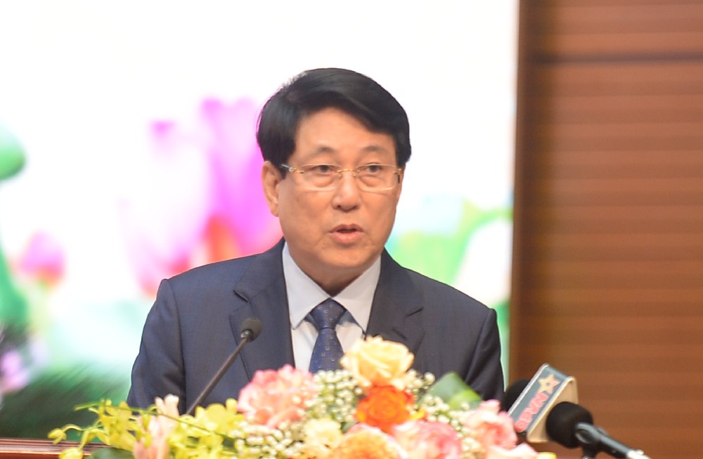 President Luong Cuong mentioned the requirement to complete the goal of building a lean, compact and strong army. Photo: T.Vuong