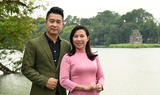 Ca sĩ và vợ. Ảnh: Nghệ sĩ cung cấp.