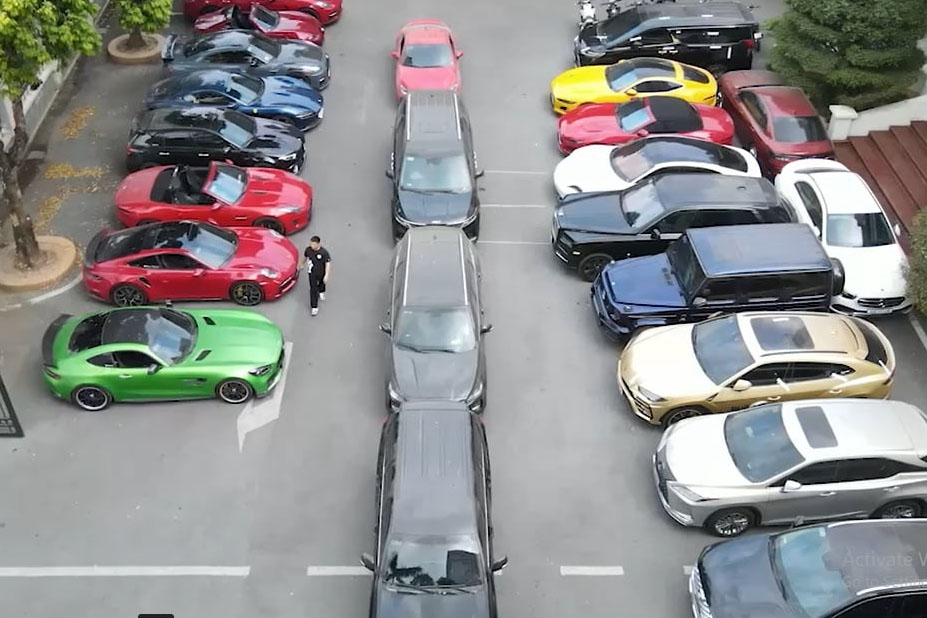 Mr Pips's confiscated cars. Photo cut from video