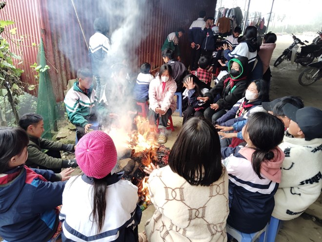 Nhung bien phap giu am duoc trien khai de dam bao suc khoe cho hoc tro. Anh: Nha truong cung cap