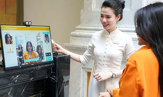 Ứng dụng công nghệ AI trong vận hành khách sạn có thể nâng cao trải nghiệm của du khách. Ảnh: Vin BigData