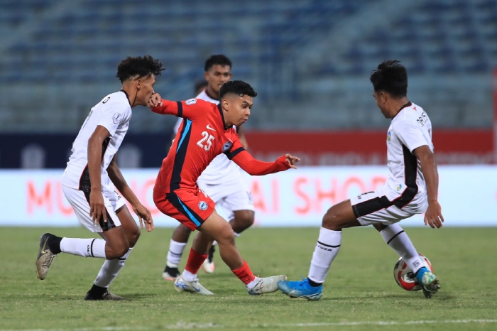 Tuyen Singapore thang Timor Leste 3-0. Anh: Minh Dan