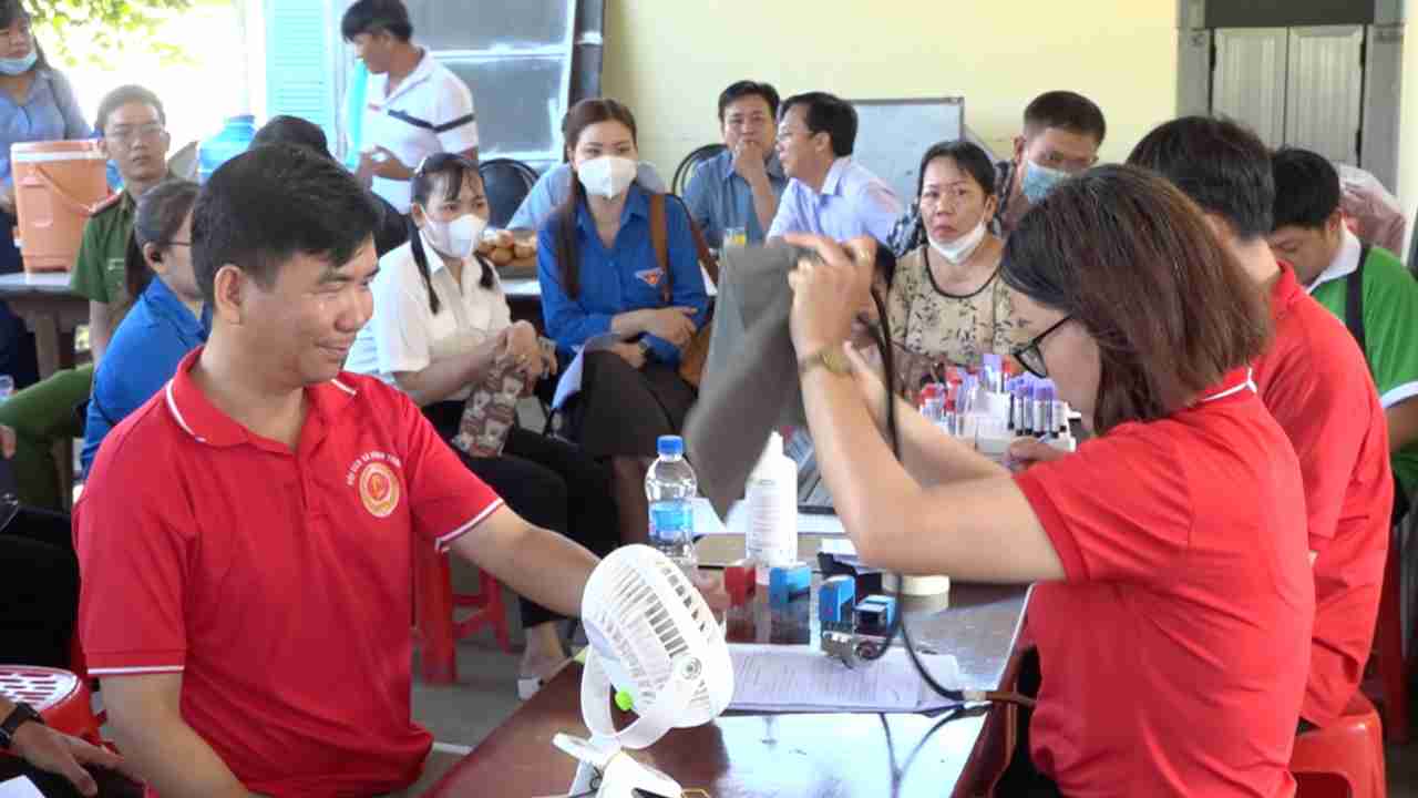 Veterans Association spreads voluntary blood donation movement. Photo: Hoang Loc