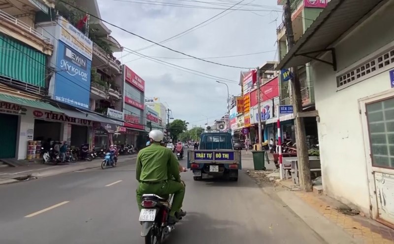 Some communes in Quang Ngai are allowed to use public cars. Illustration photo: Quang Ngai TV