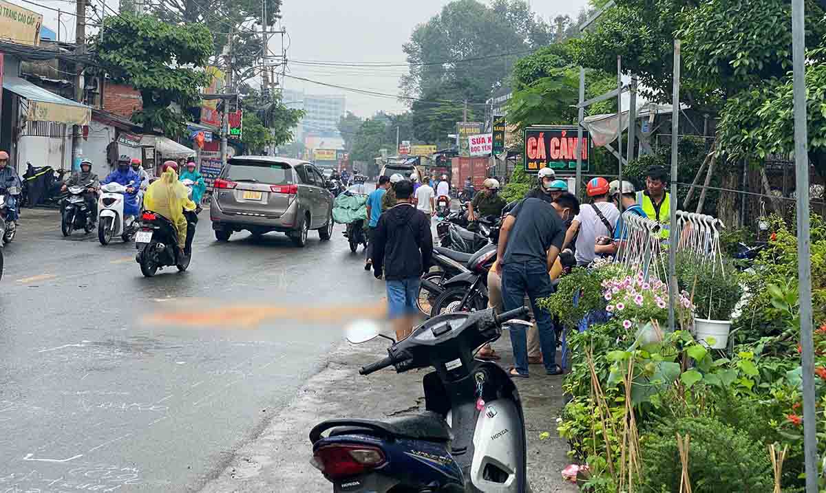 Tragic accident causes 1 male student to die on the spot