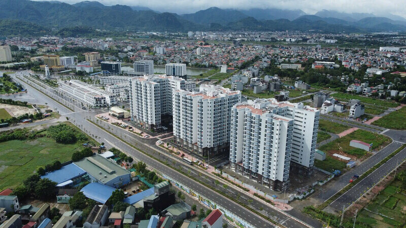 Hoa Binh plans to accelerate the restructuring and streamlining of its apparatus. Photo: Minh Nguyen