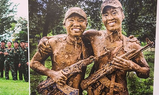 Hình ảnh người lính đặc công Việt Nam tại triển lãm. Ảnh: Nguyên Thi